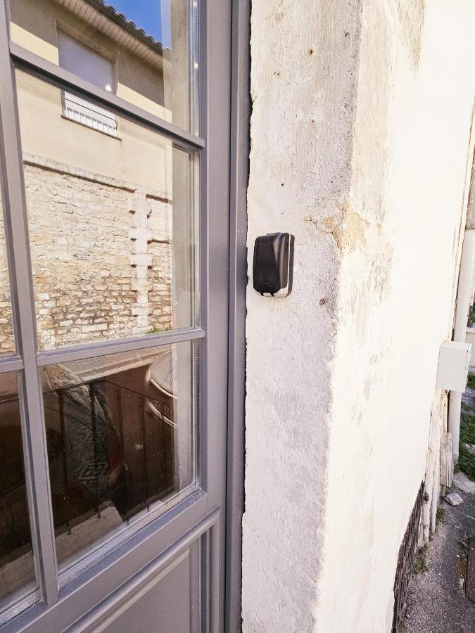 Le Jardin Vert, Paisible Maison De Ville アングレーム エクステリア 写真